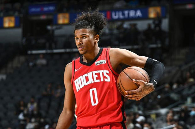 競爭中佔據 競爭中佔據