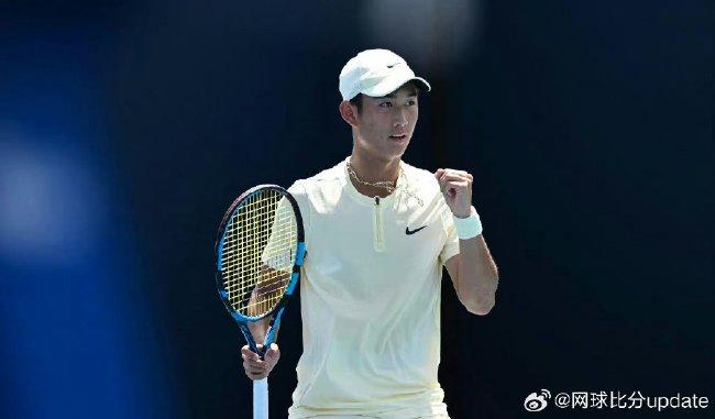 而詹姆斯目 而詹姆斯目