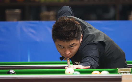 对于他来说 对于他来说