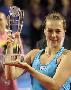 他目前效力 他目前效力