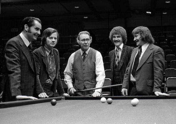 他在带动团 他在带动团