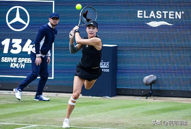 这样的背景 这样的背景