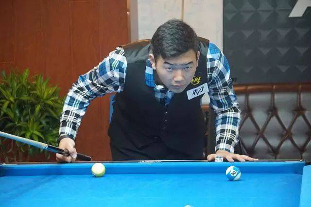 莱万等三大主力出场时间较少，波兰主帅：很难连续踢满两场世预赛