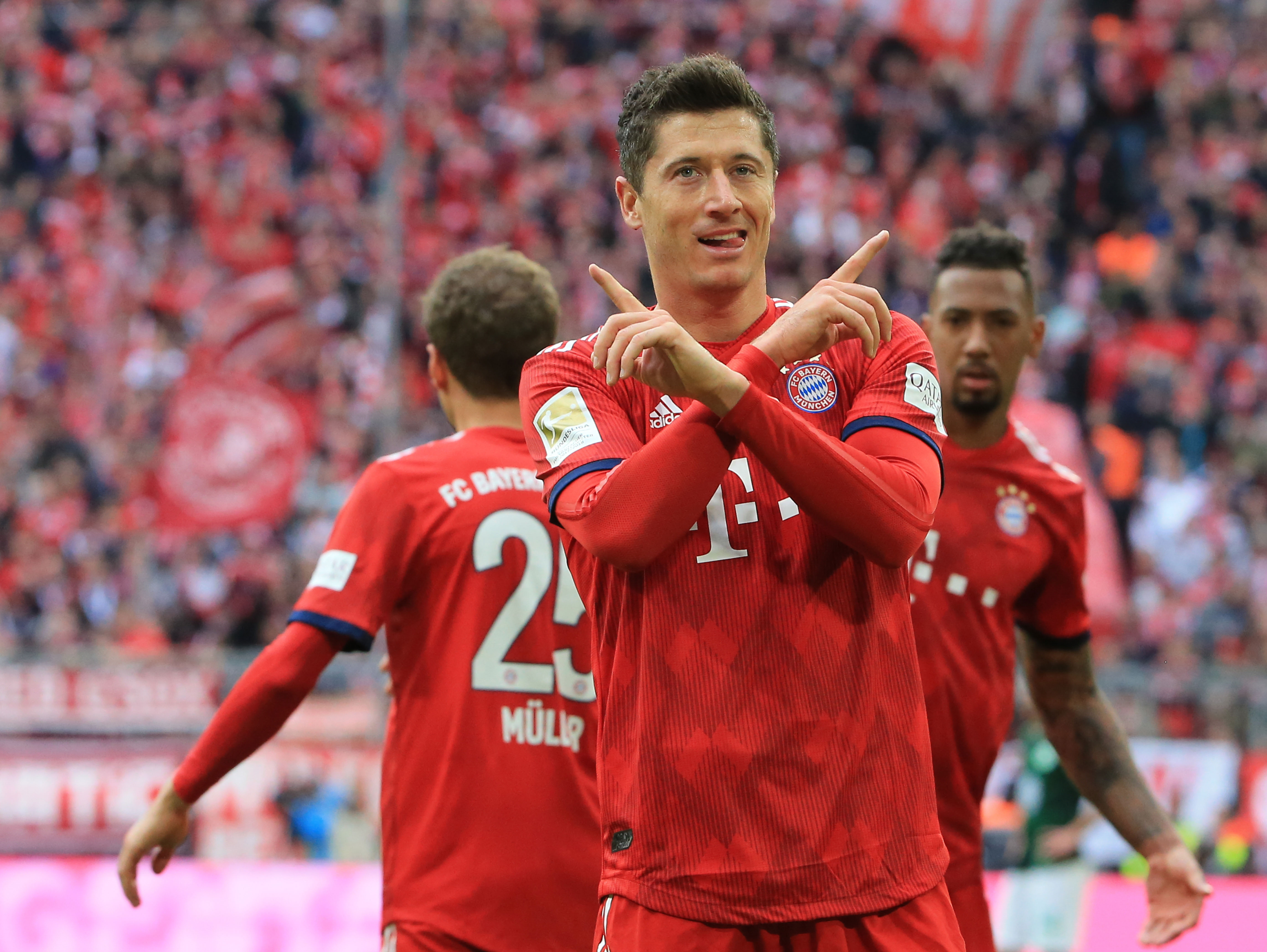 一日意甲动向：米兰遇到了至少时刻，若拿三冠王米可挣多少钱.