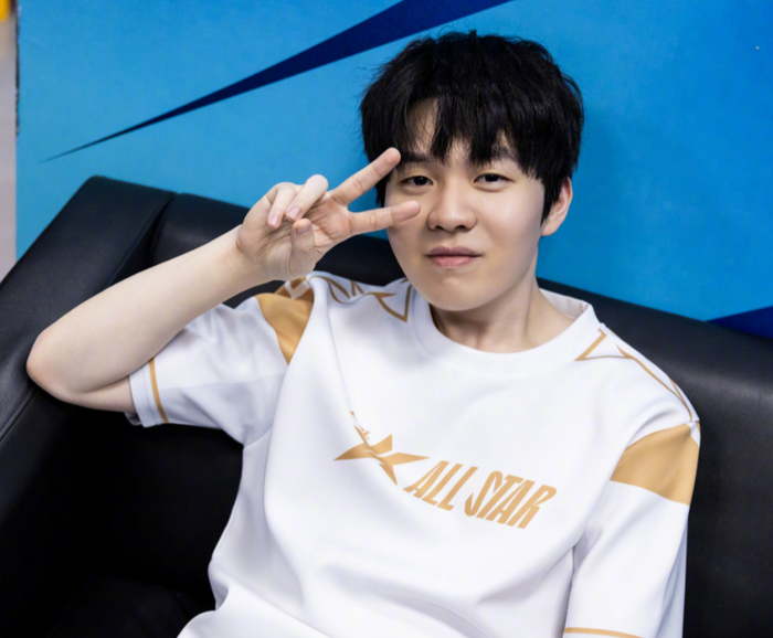 衔接略显迟 衔接略显迟