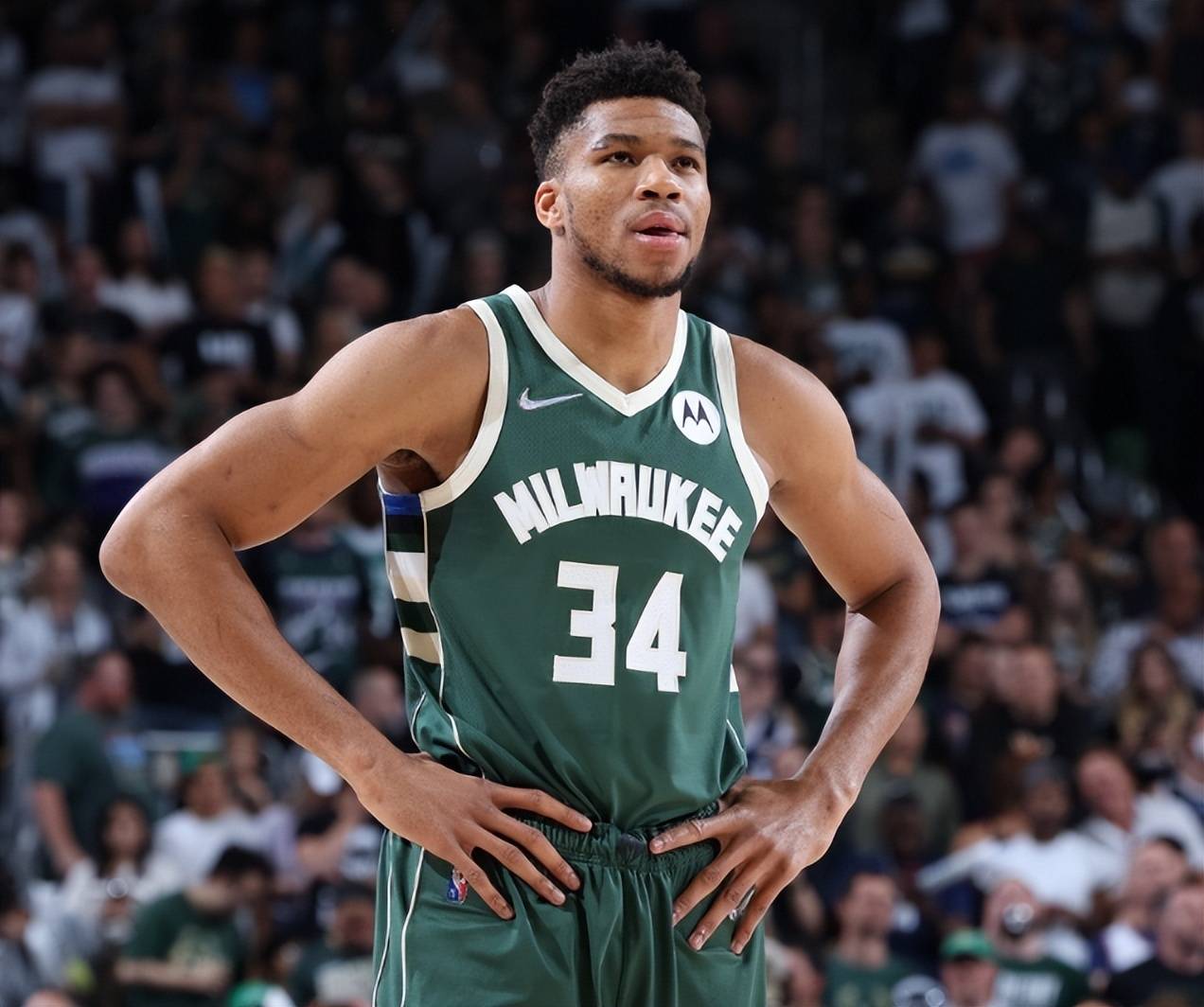 17男足亚 17男足亚