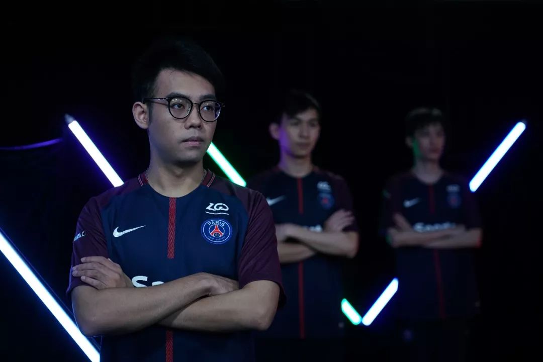 关于 关于
